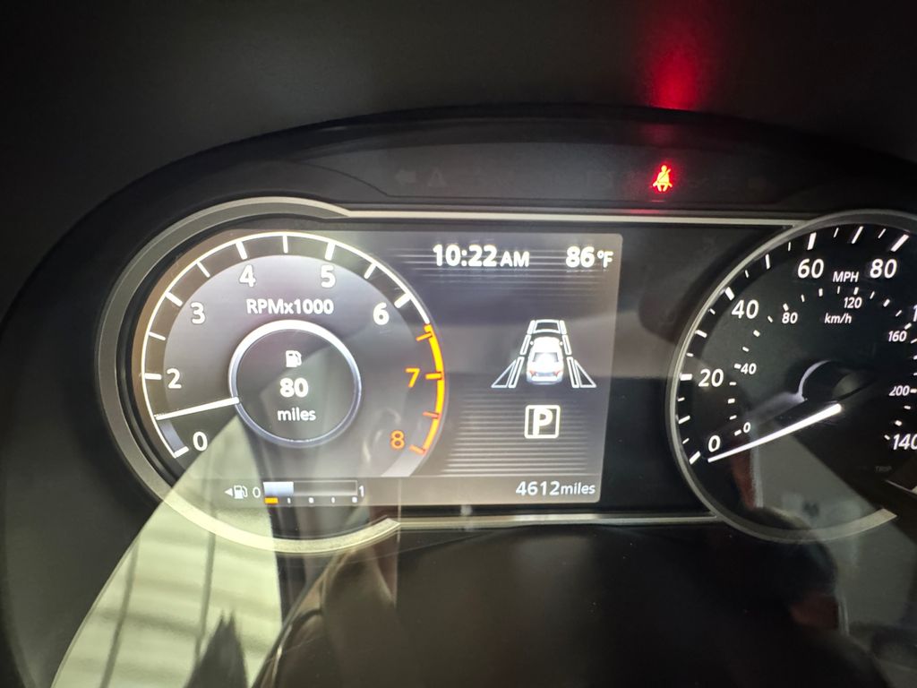 2024 Nissan Versa 1.6 SV photo 10