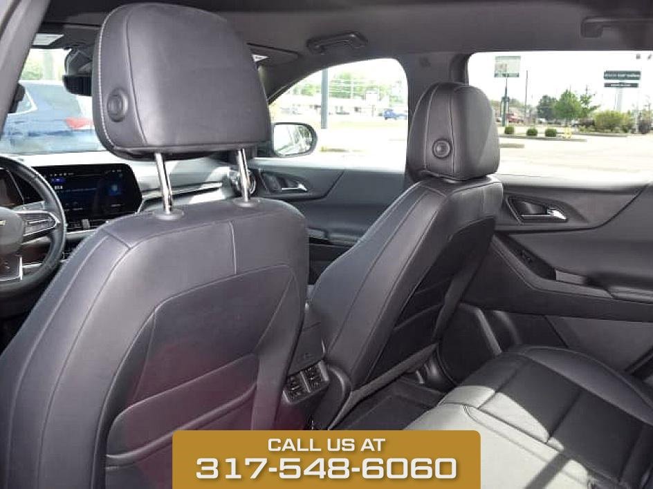 2025 Chevrolet Equinox LT photo 9
