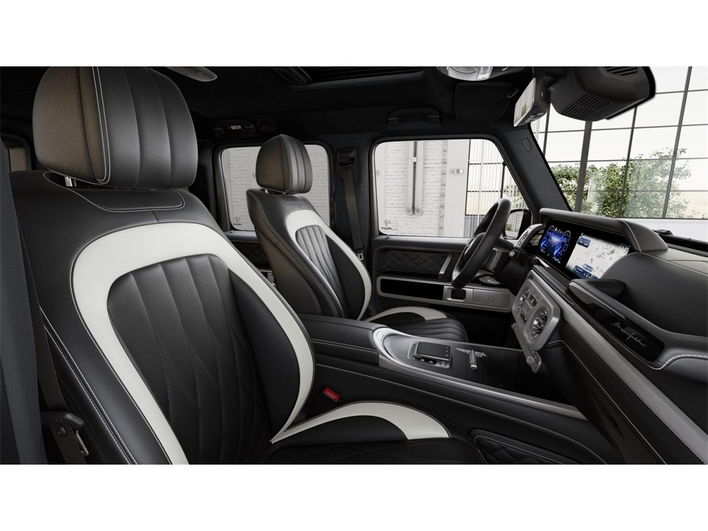 2025 Mercedes Benz G photo 4