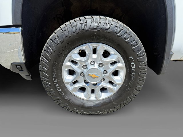 2024 Chevrolet Silverado 2500HD LTZ photo 9