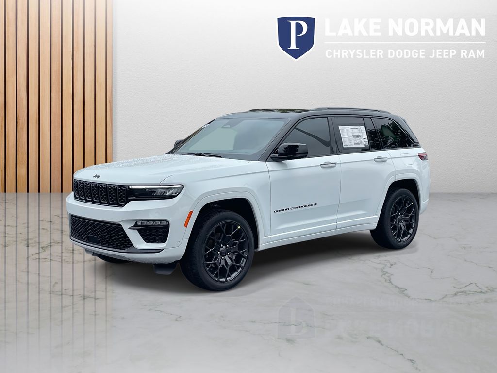 2025 Jeep Grand Cherokee Summit Reserve photo 3