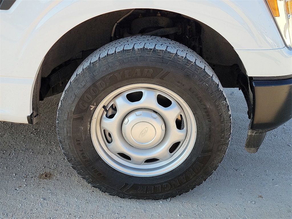2021 Ford F-150 XL photo 14