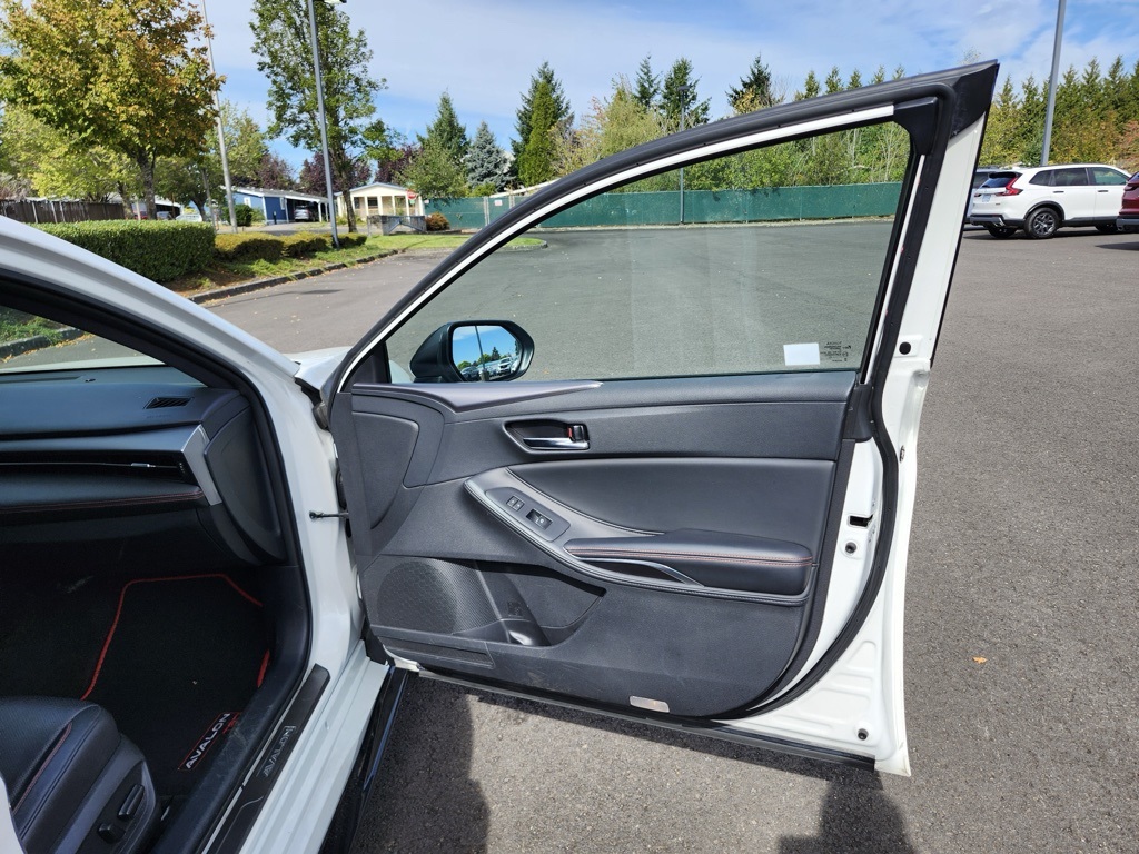 2021 Toyota Avalon TRD photo 27