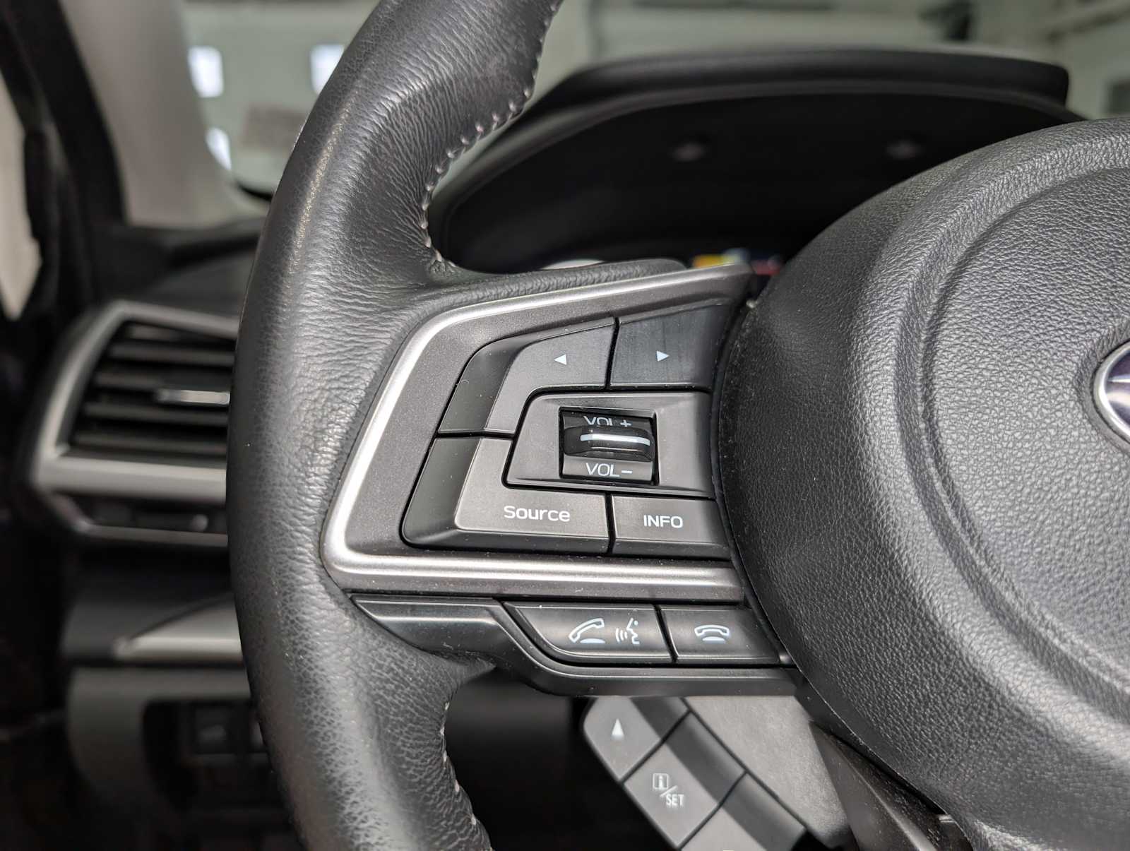 2021 Subaru Forester Premium photo 32
