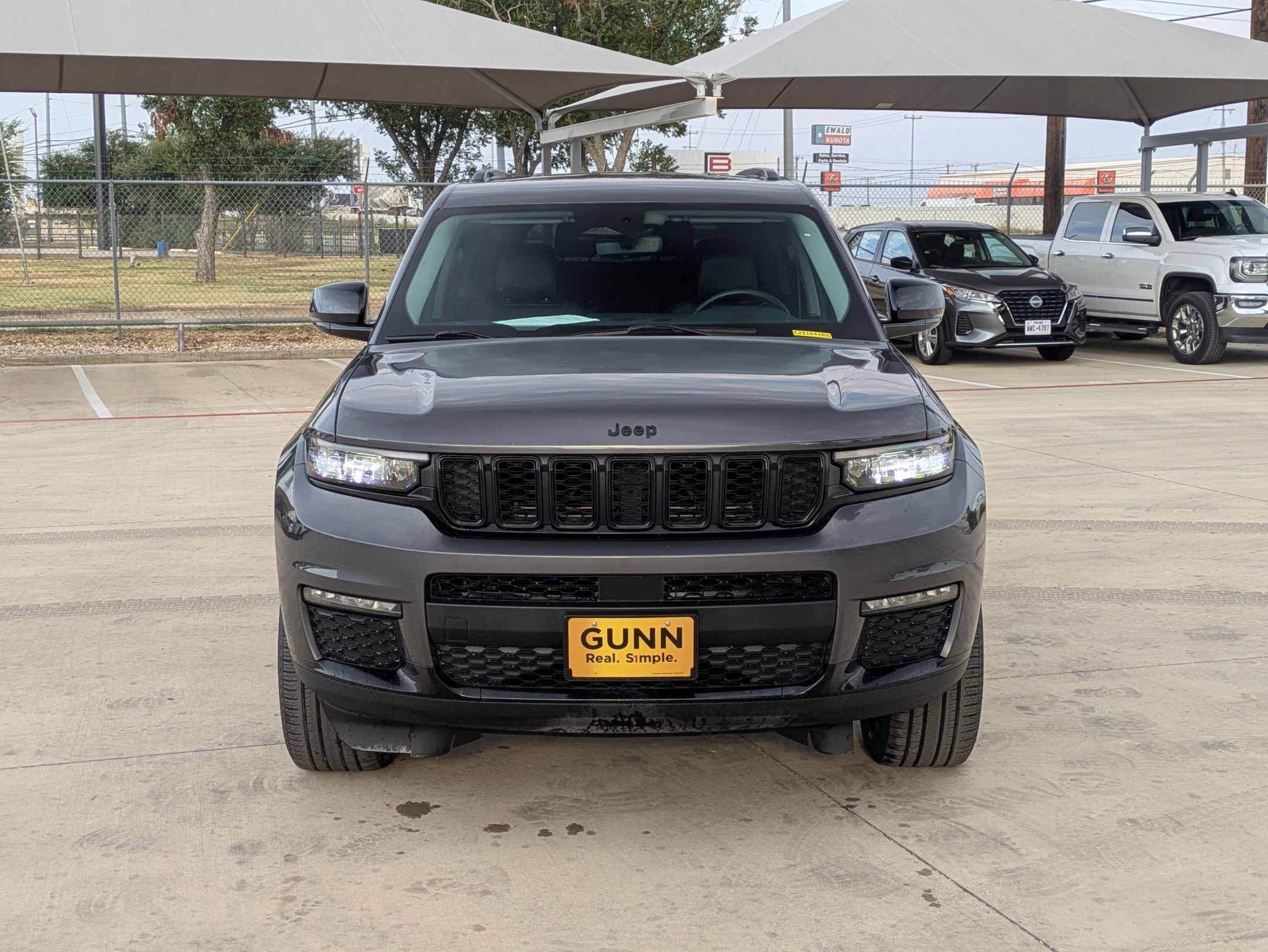 2022 Jeep Grand Cherokee Limited photo 7