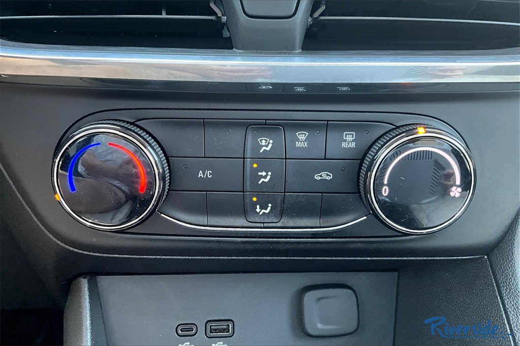 2024 Buick Encore GX Preferred photo 14