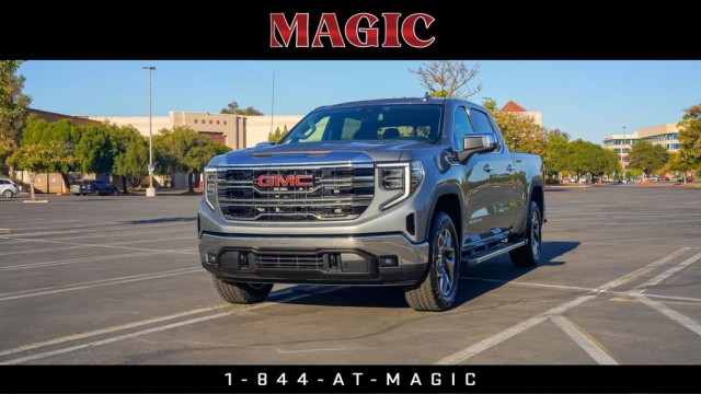 2026 GMC Sierra 1500 SLT's photo
