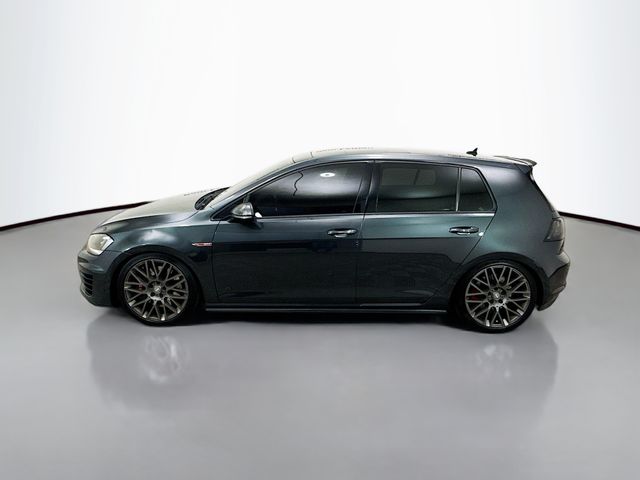 2017 Volkswagen Golf GTI SE photo 4
