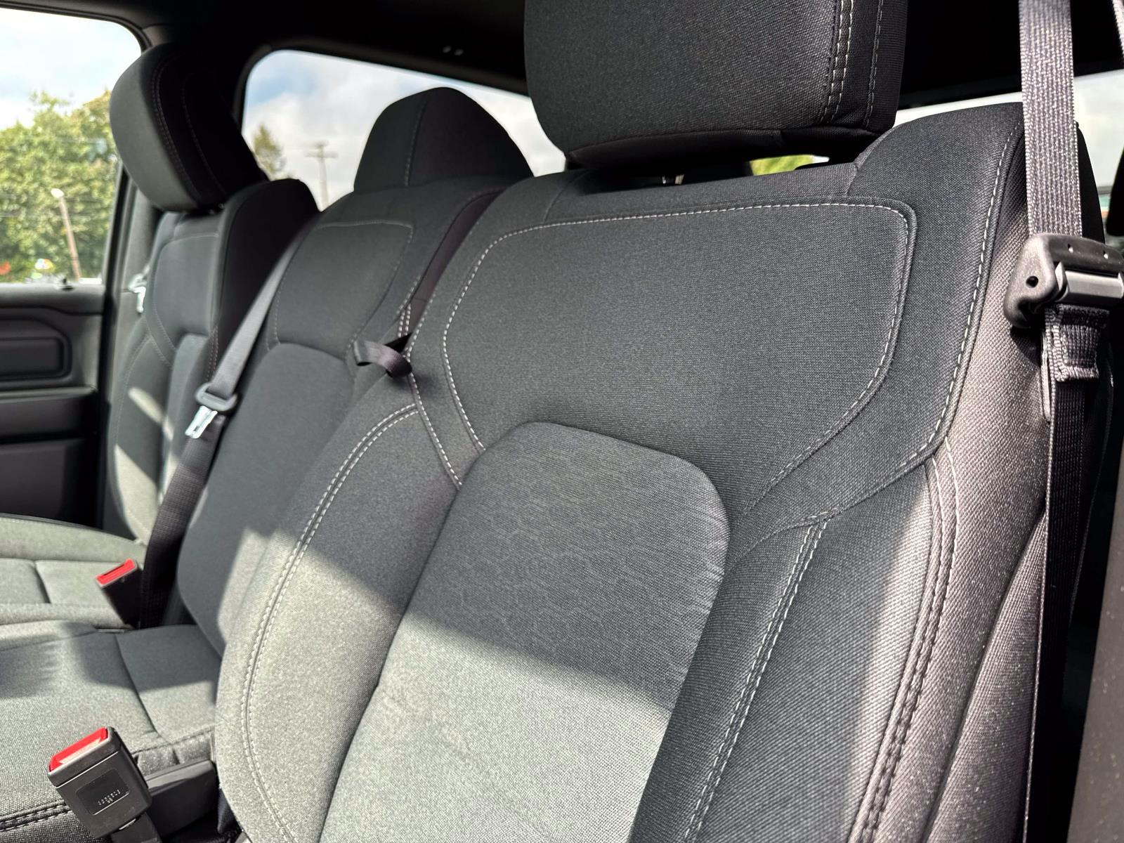 2025 Ram 1500 Tradesman photo 12
