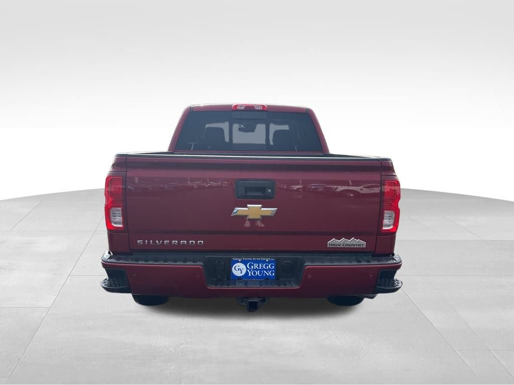2018 Chevrolet Silverado 1500 High Country photo 4