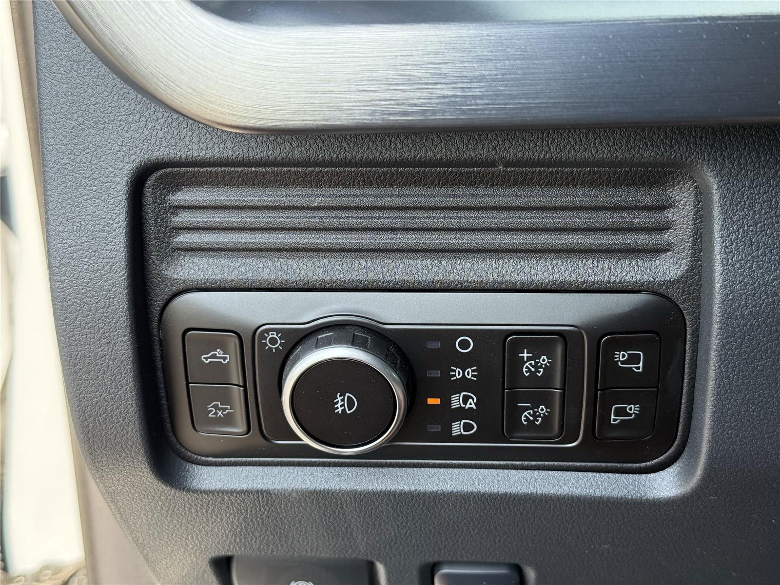 2025 Ford F-250 Lariat photo 6