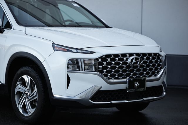 2022 Hyundai Santa Fe SEL photo 2
