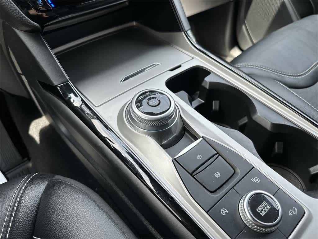 2022 Ford Explorer ST photo 19