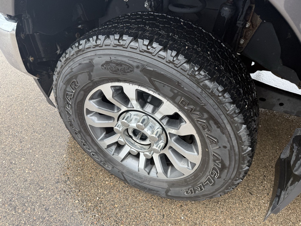 2020 Ford F-250 photo 3