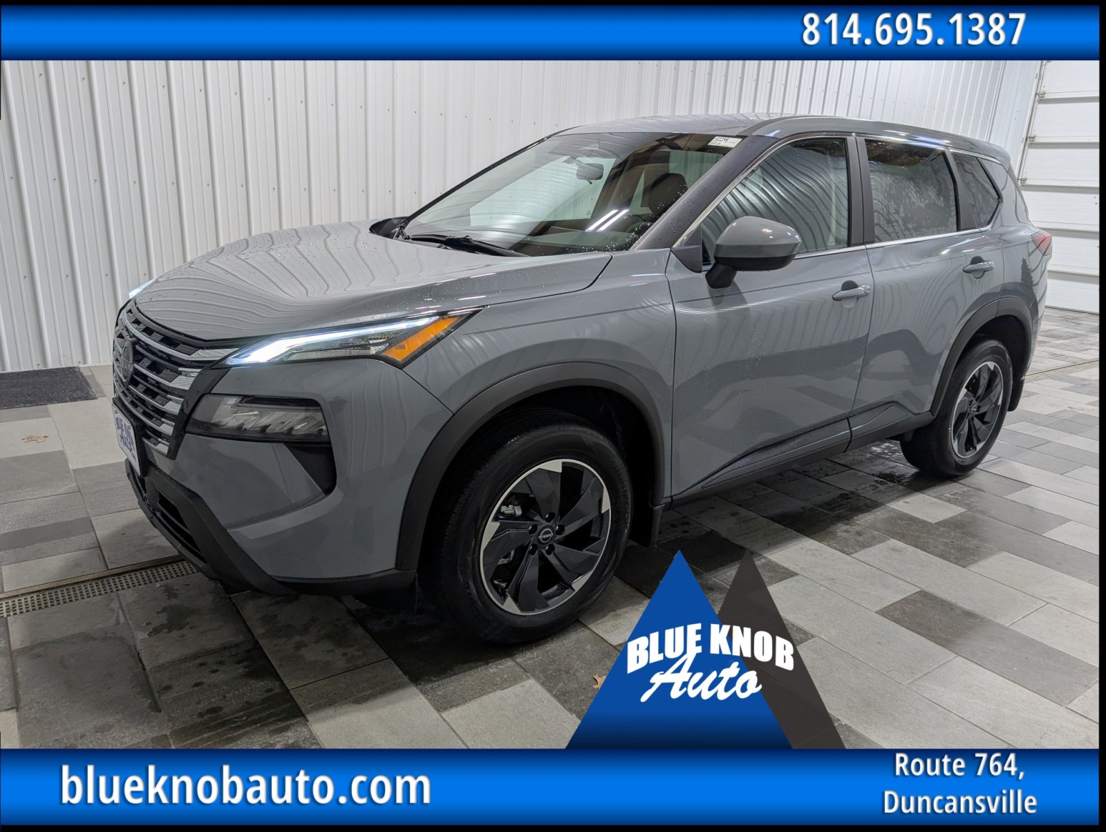 2026 Nissan Rogue SV's photo