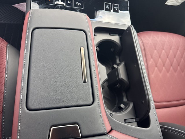 2026 Infiniti QX80 photo 14