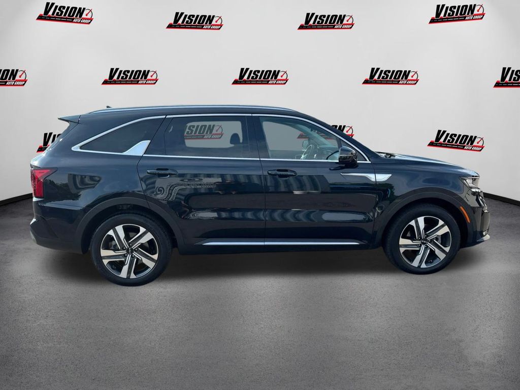 2024 Kia Sorento Hybrid EX photo 4