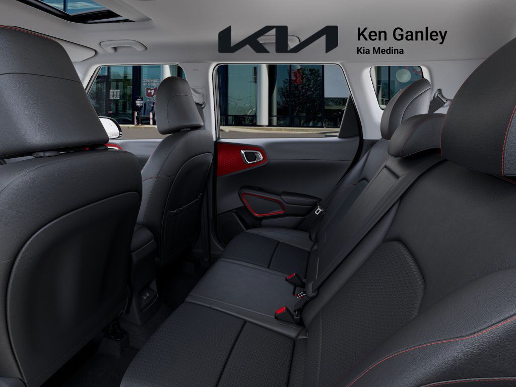 2025 Kia Soul GT-Line photo 13