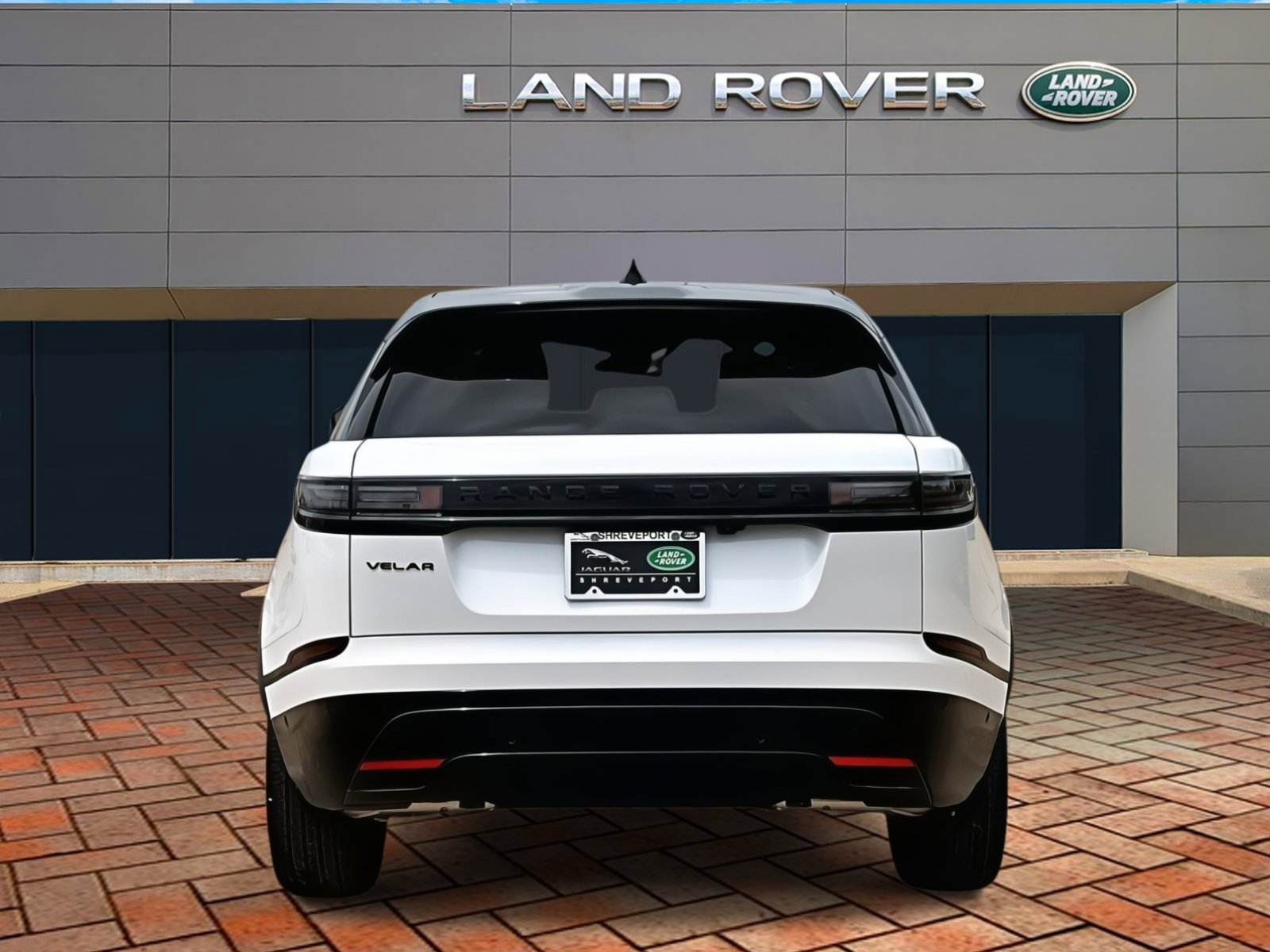 2025 Land Rover Range Rover Velar SE photo 4