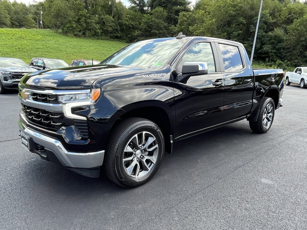 2023 Chevrolet Silverado 1500 LT photo 16