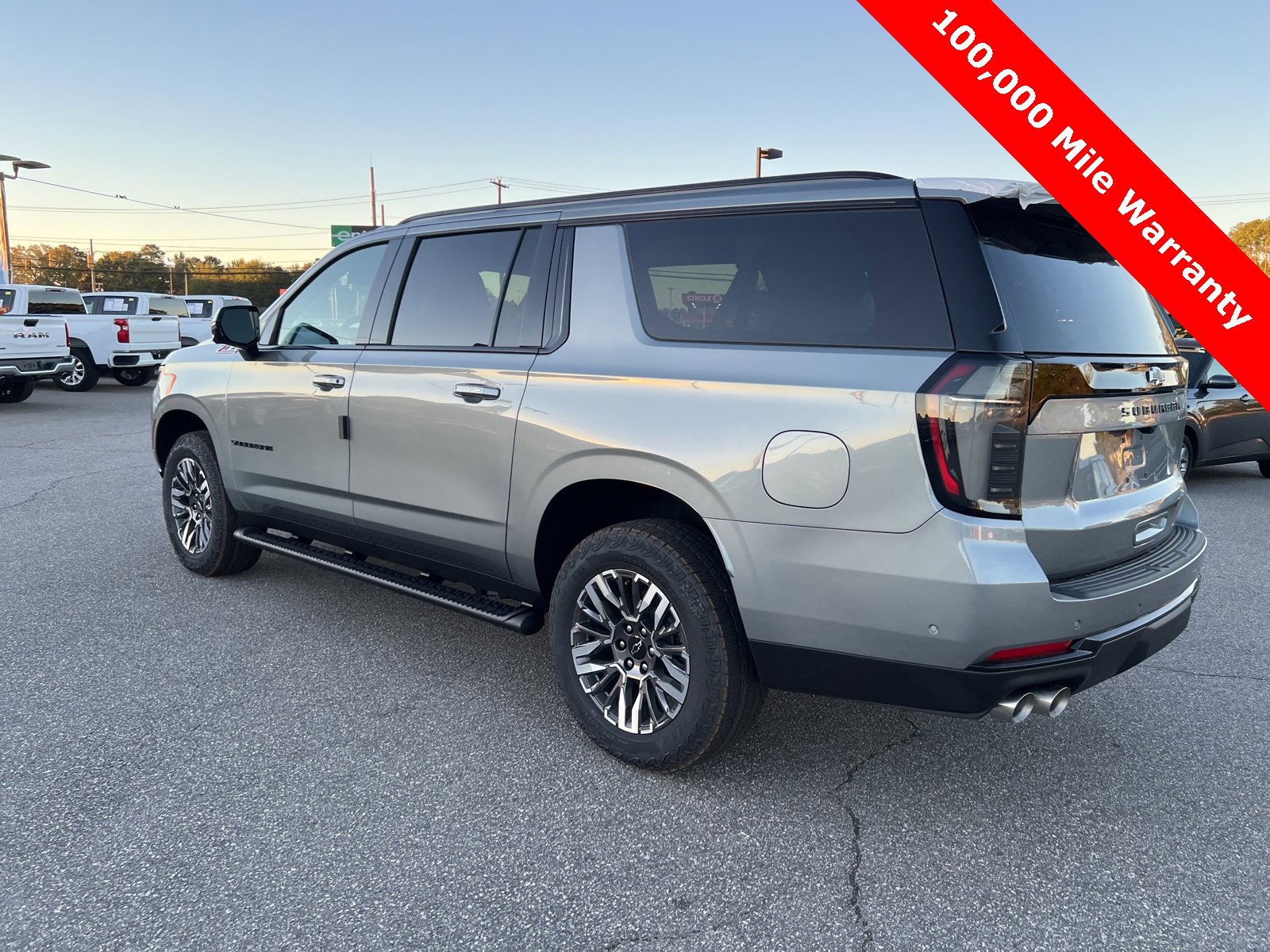 2026 Chevrolet Suburban Z71 photo 2