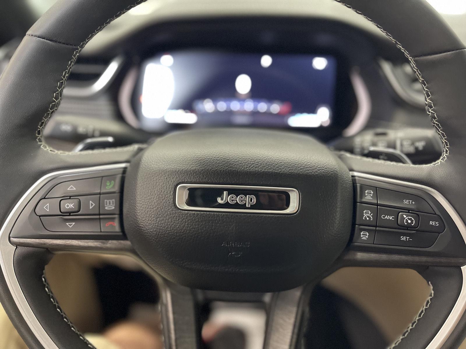 2023 Jeep Grand Cherokee Limited photo 18