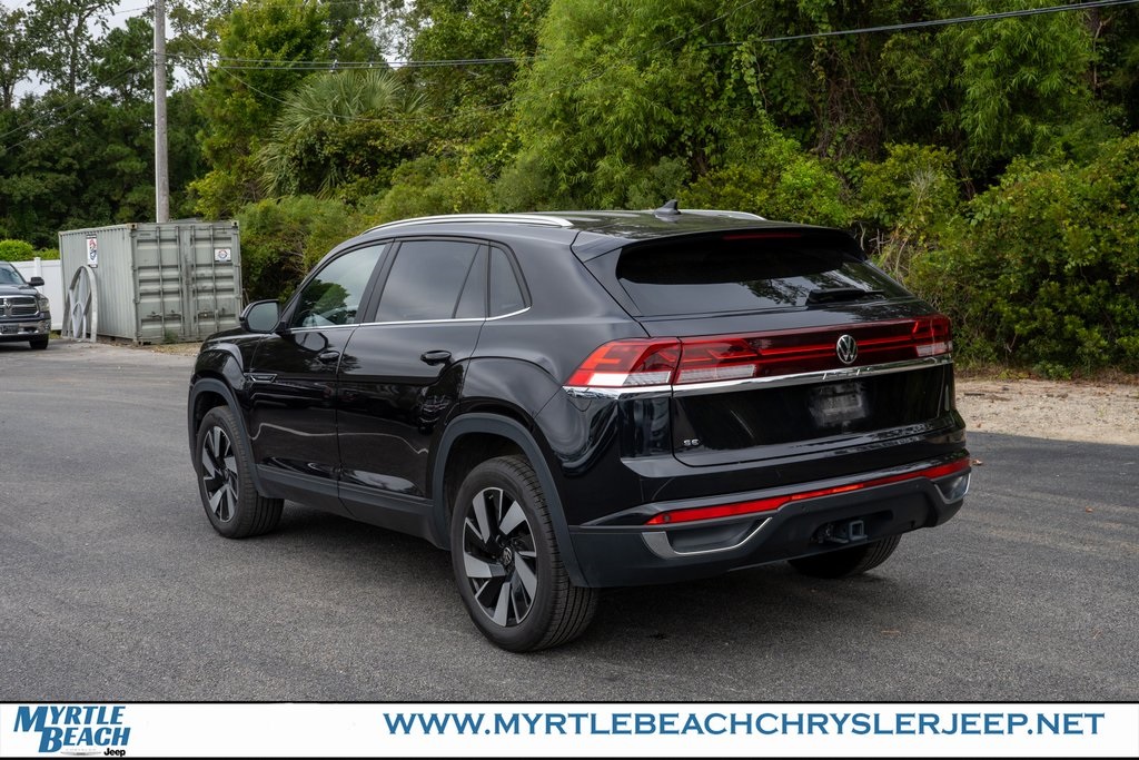 2024 Volkswagen Atlas Cross Sport SE Technology photo 2