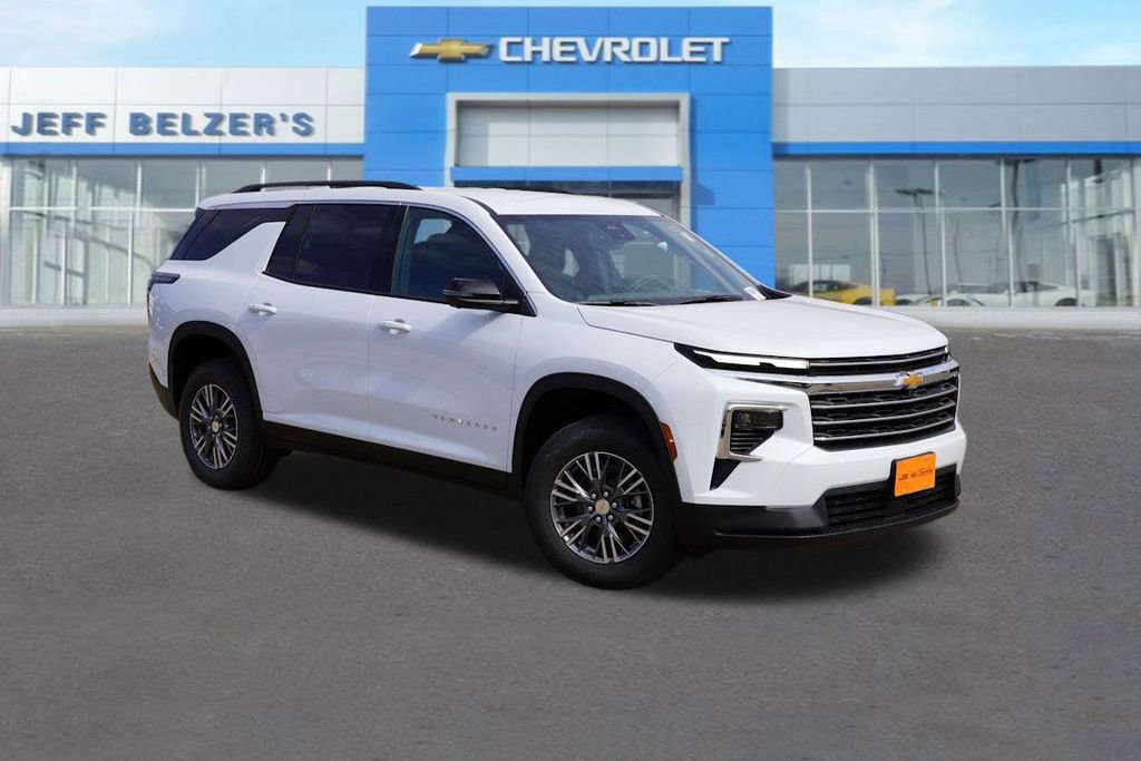2026 Chevrolet Traverse LT's photo