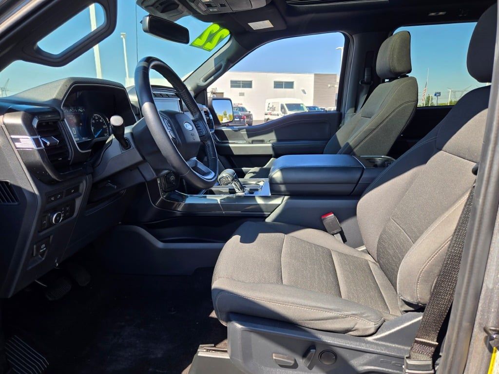 2022 Ford F-150 XLT photo 20