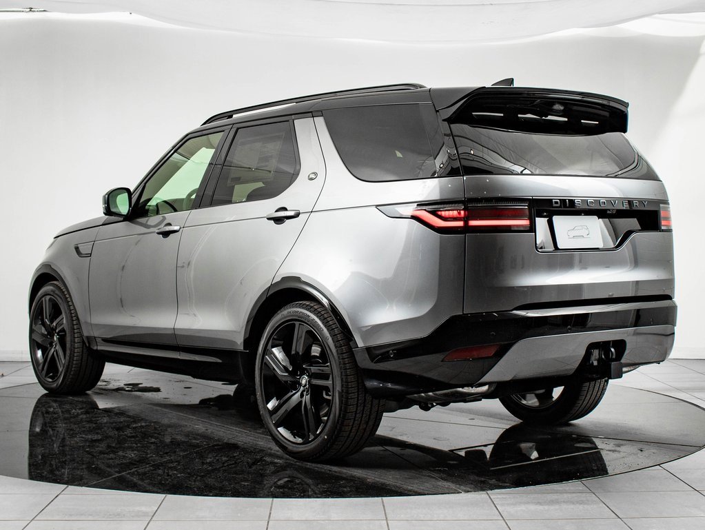 2025 Land Rover Discovery SE photo 2
