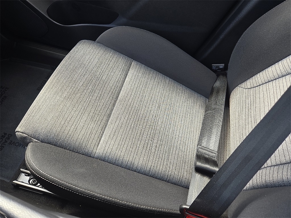 2023 Nissan Rogue SV photo 27