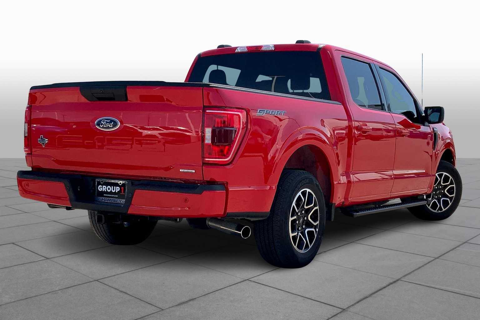 2023 Ford F-150 XLT photo 11