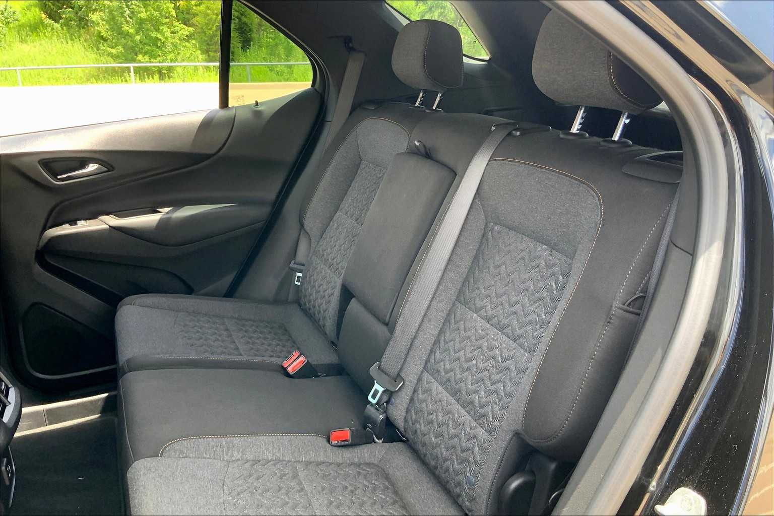 2023 Chevrolet Equinox LT photo 33