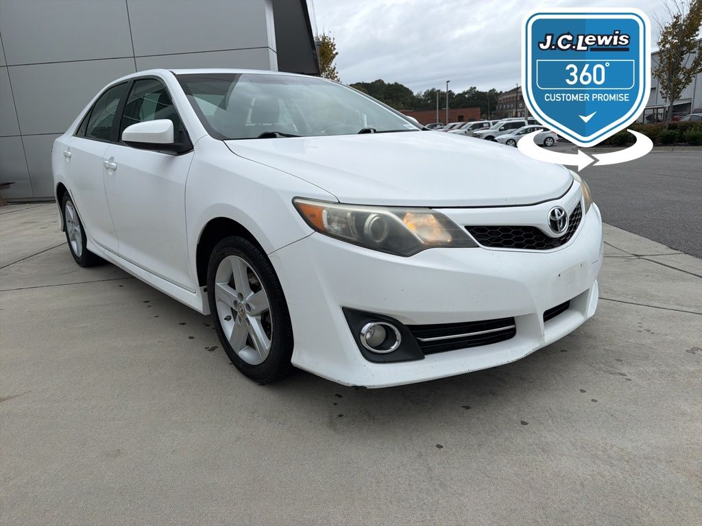 2013 Toyota Camry SE
