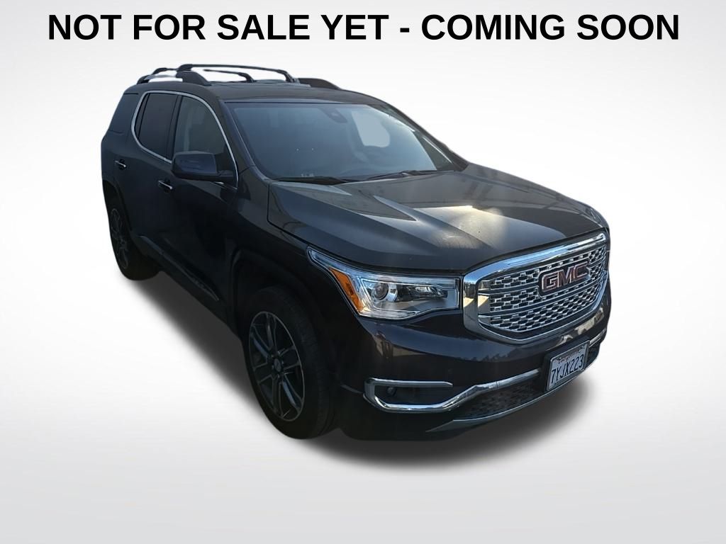 2017 GMC Acadia Denali's photo