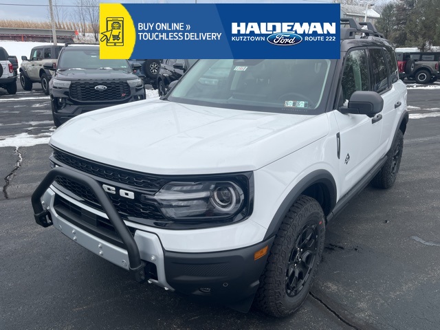 2025 Ford Bronco Sport Outer Banks's photo