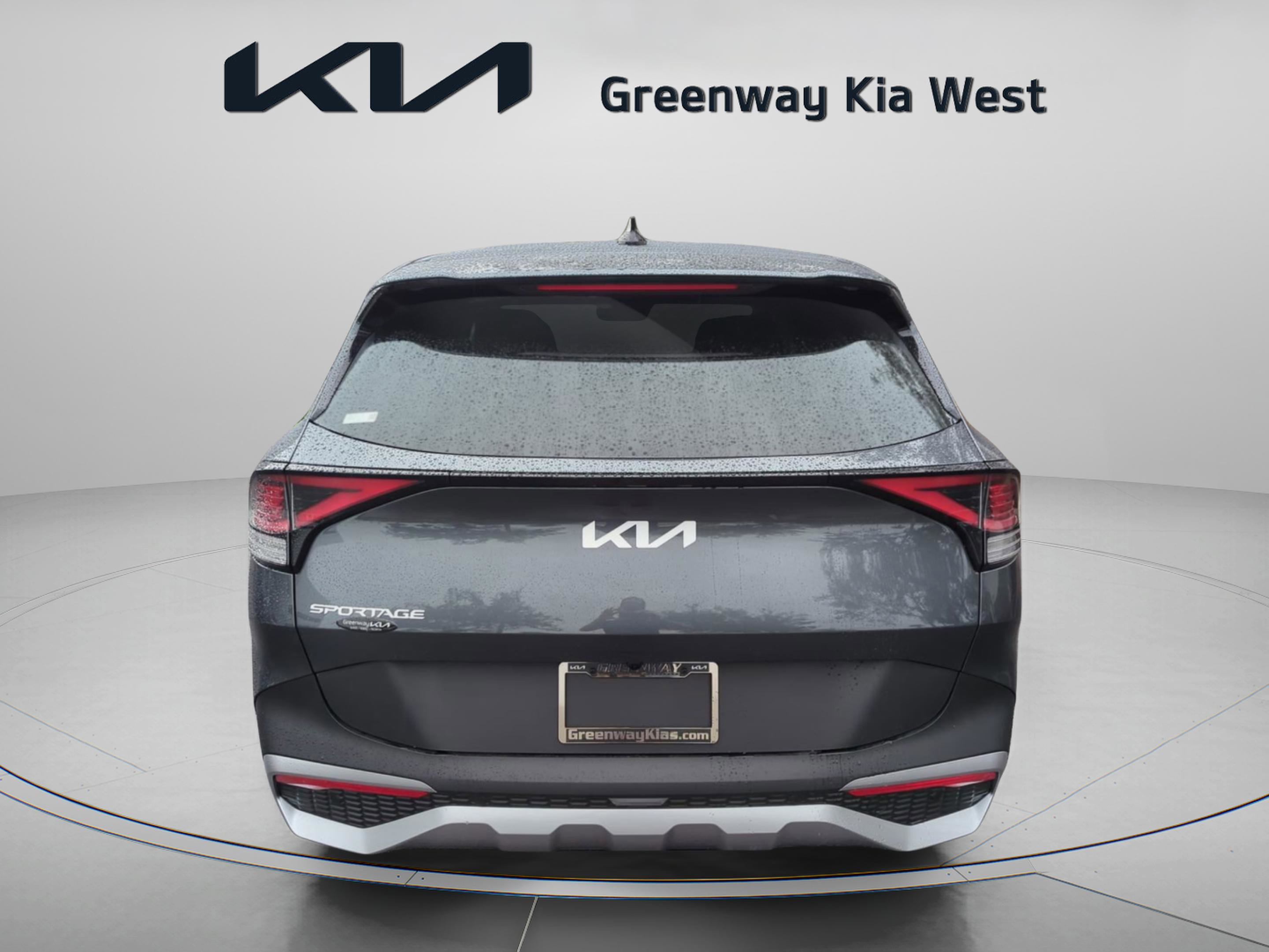 2024 Kia Sportage LX photo 3
