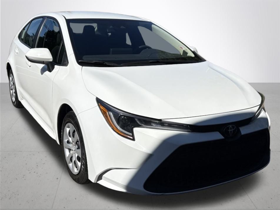 2022 Toyota Corolla LE photo 5