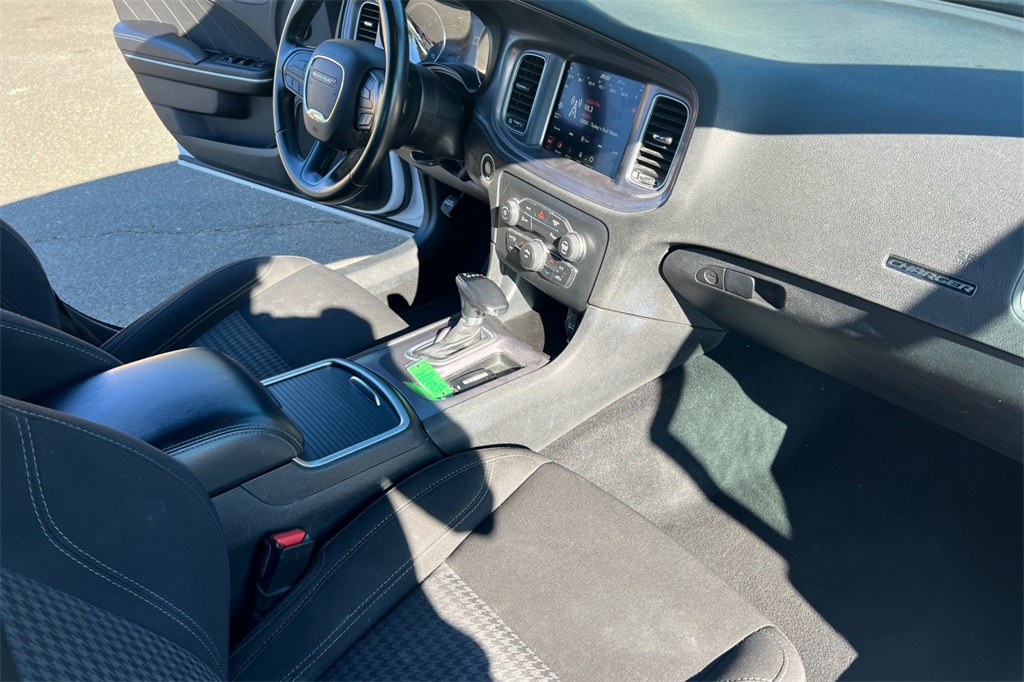 2023 Dodge Charger SXT photo 16