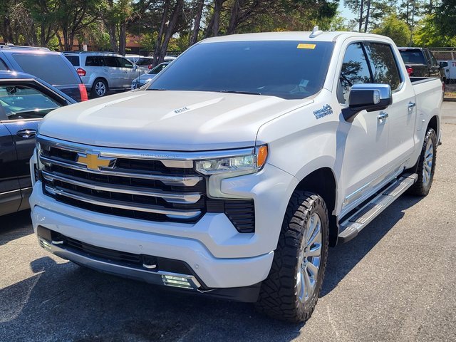 2023 Chevrolet Silverado 1500 High Country photo 4
