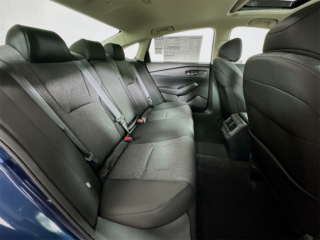 2025 Honda Accord SE photo 16