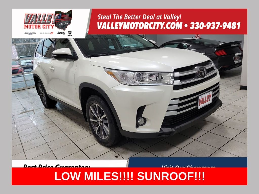 2019 Toyota Highlander XLE's photo