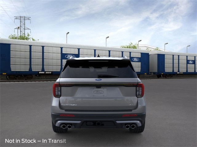 2025 Ford Explorer Platinum photo 3