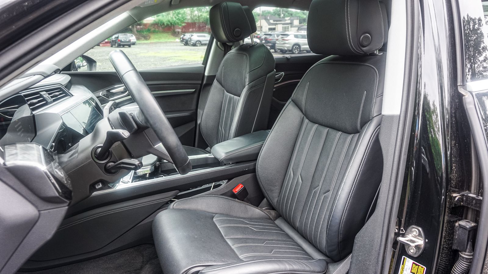 2022 Audi e-tron Sportback S line Prestige photo 13
