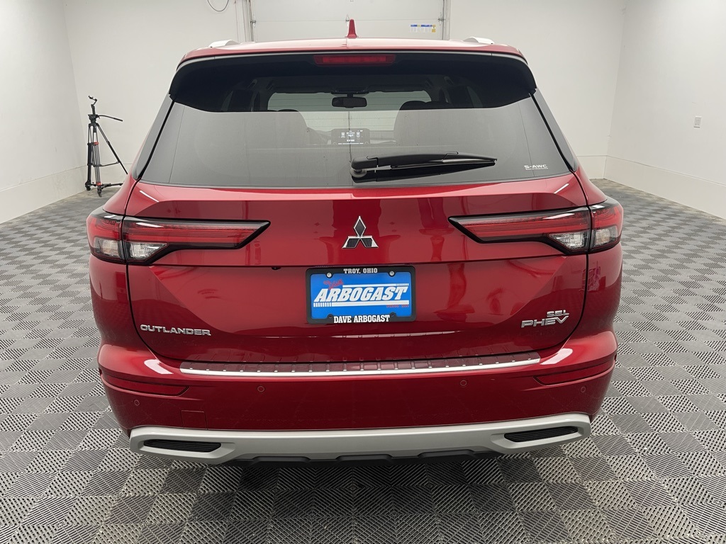 2023 Mitsubishi Outlander PHEV SEL photo 12