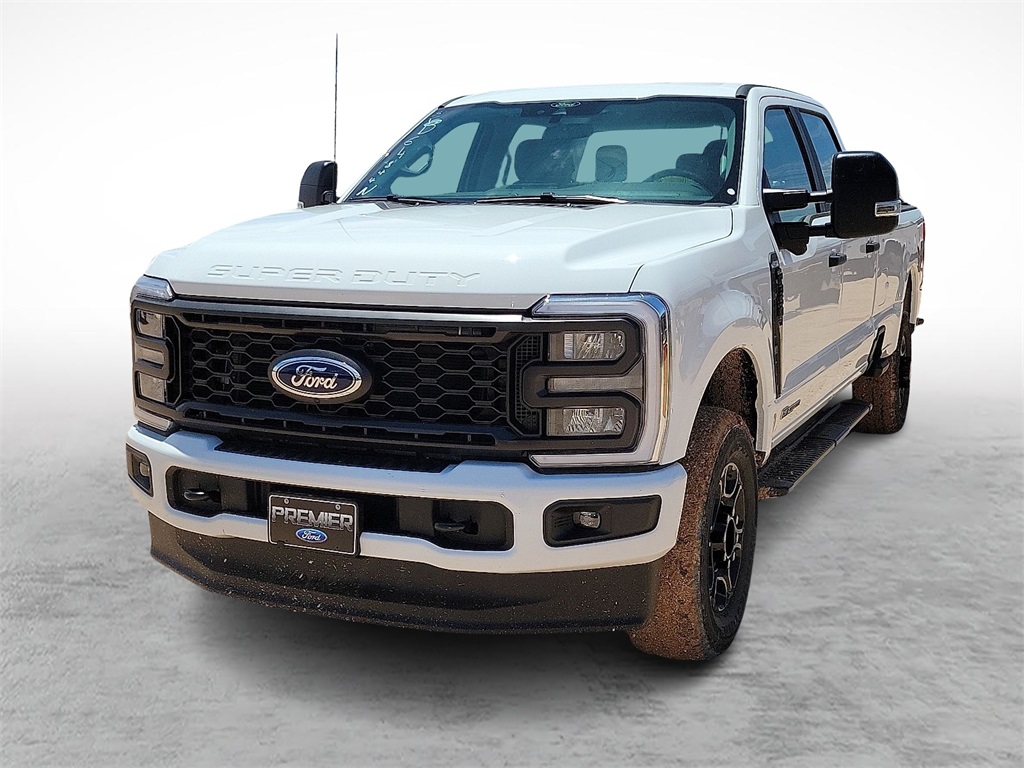 2025 Ford F-350 photo 4
