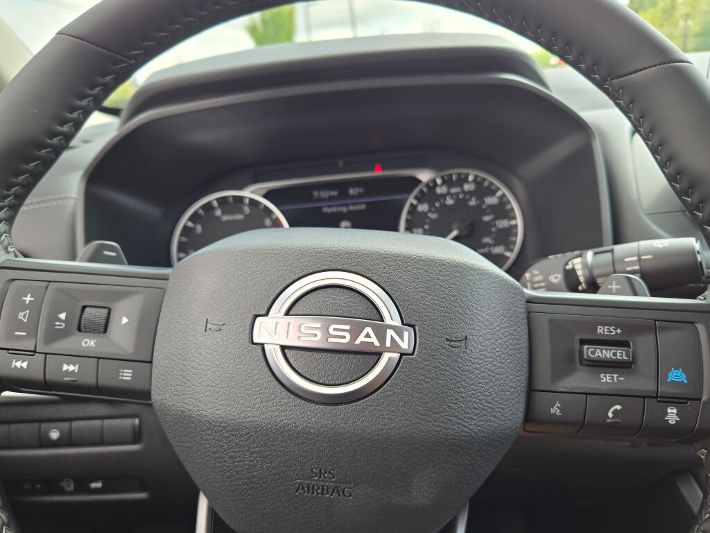 2026 Nissan Rogue SV photo 23