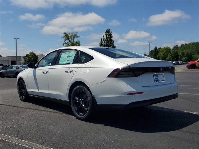 2025 Honda Accord SE photo 6