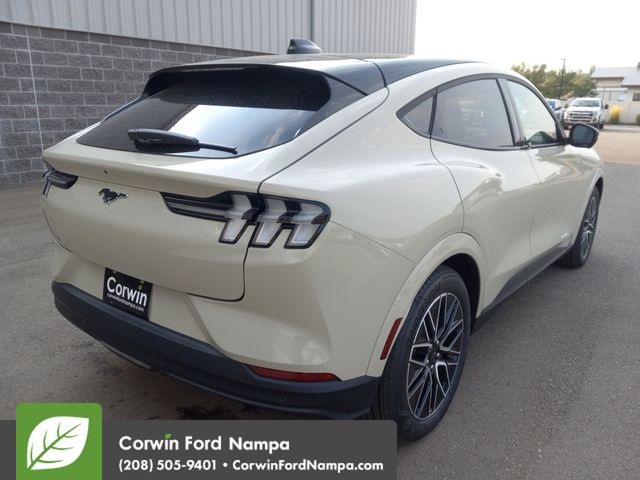 2025 Ford Mustang Mach-E Premium photo 3
