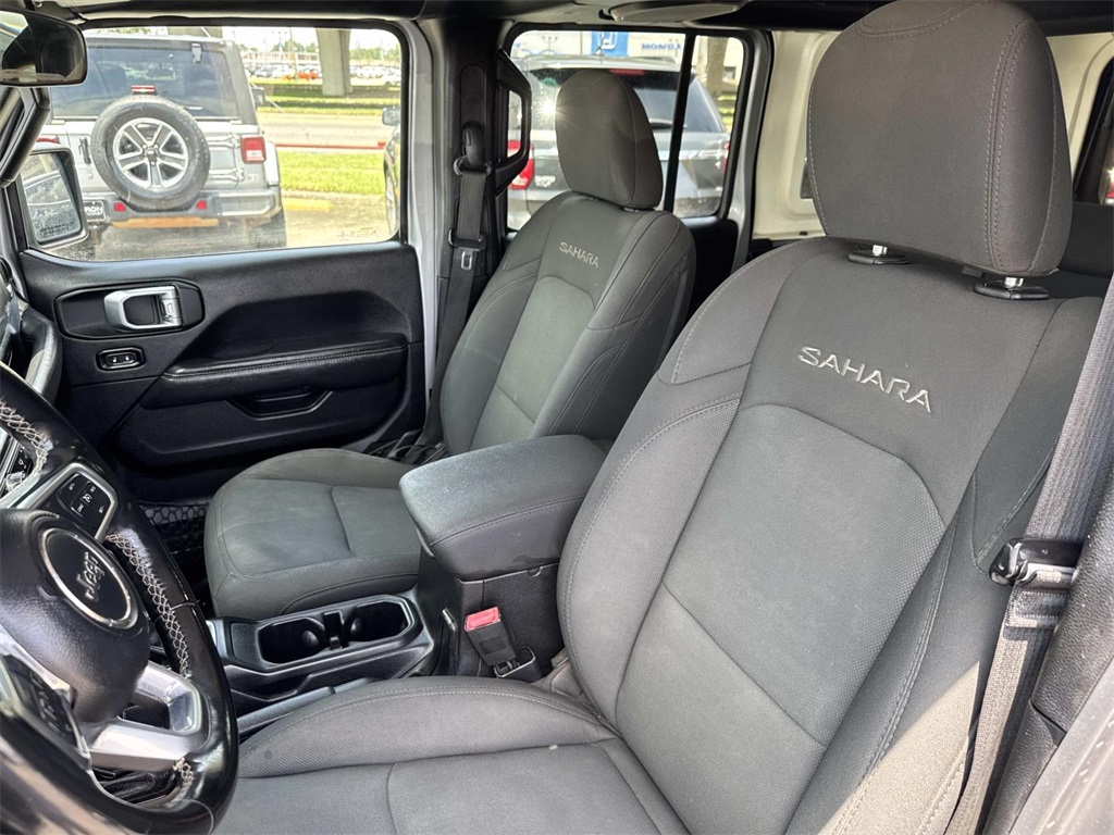2020 Jeep Wrangler Unlimited Sahara photo 33